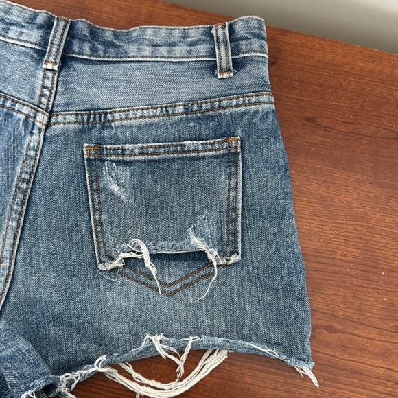 Nasty Gal denim shorts - Picture 3 of 5